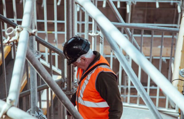 constr-03 constr-03